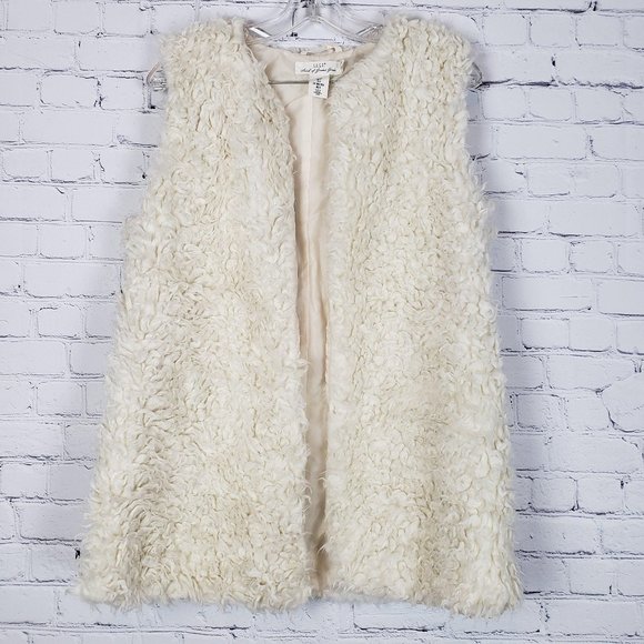 H&M Jackets & Blazers - H&M L.O.G.G. Cream Colored Fuzzy Faux Fur Vest 8